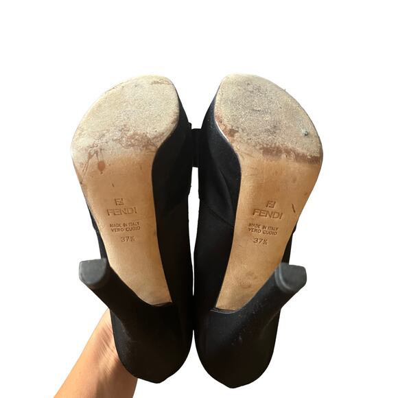 Fendi Black Satin Peep-Toe Deco Platform Pump Heel Size 7 - Picture 9 of 10